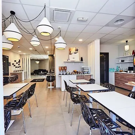 Appart'city Confort Toulouse Aeroport Apart-hotel 3*