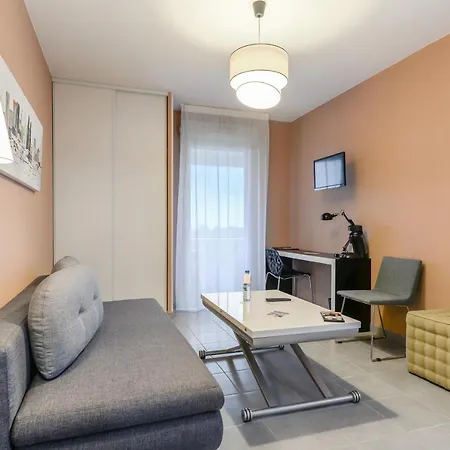 Aparthotel Appart'city Confort Toulouse Aeroport 3*