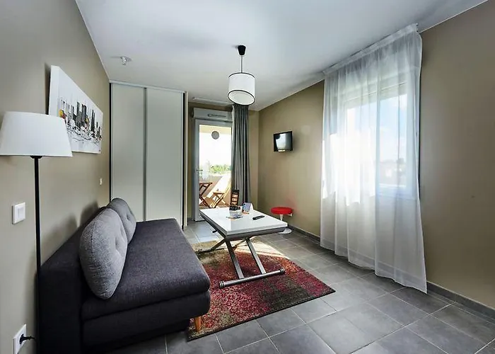 Appart'city Confort Toulouse Aeroport Aparthotel 3*