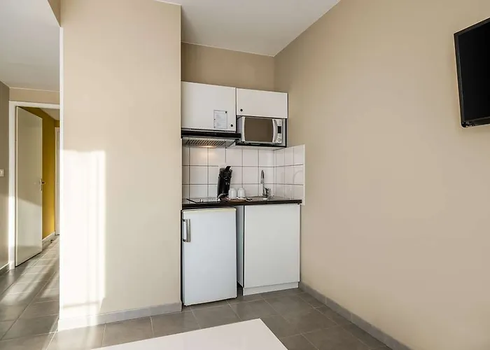 Aparthotel Appart'city Confort Toulouse Aeroport 3*