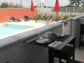 Апарт-отель Appart'city Confort Toulouse Aeroport 3*